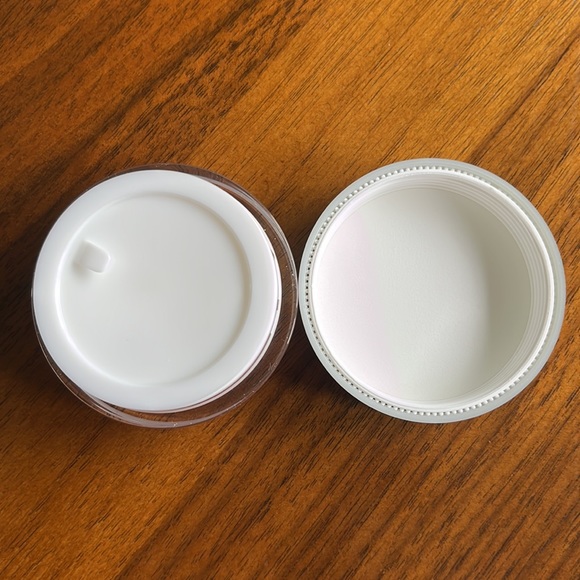 MURAD “Hydro-Dynamic” Ultimate Moisture for Eyes. - Picture 8 of 8